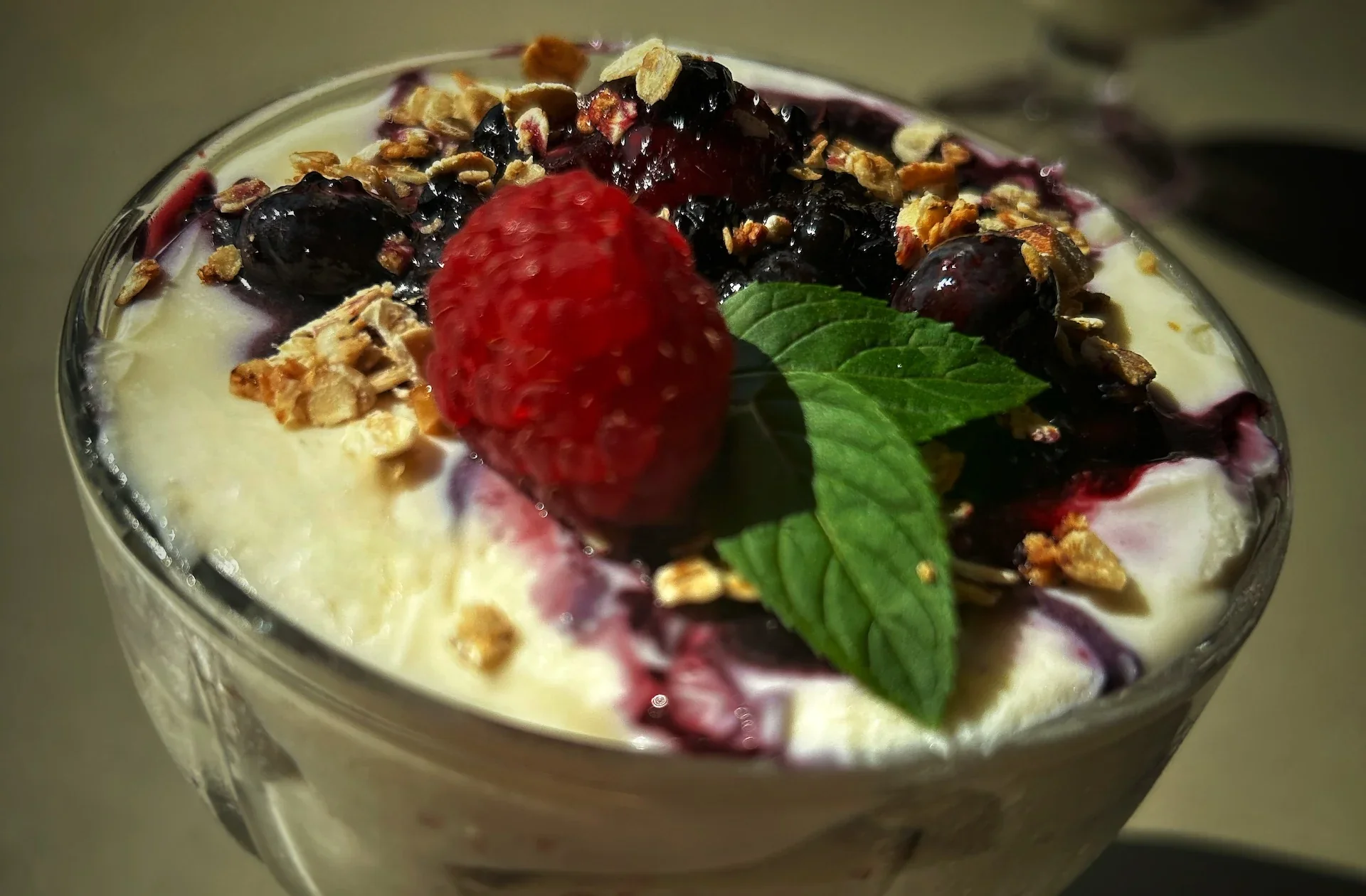 Berry Bliss No-Bake Cheesecake Cups