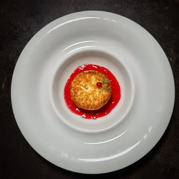 Creamy Breaded Camembert