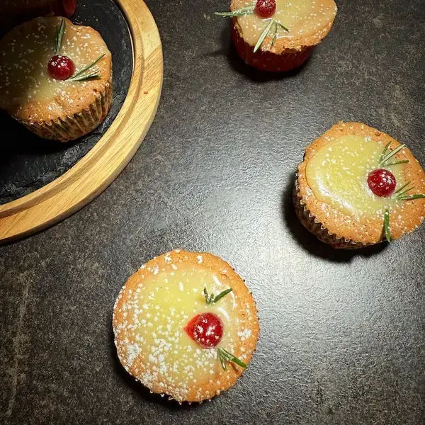 Winter Whispers: Chestnut Cupcakes