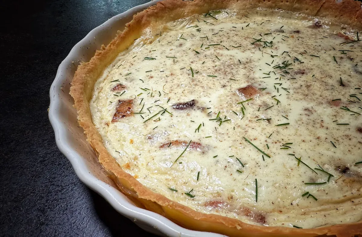 Traditional Quiche Lorraine Recipe — Easy, Buttery, and Delicious  - Appetizers - Food nerd rockstar