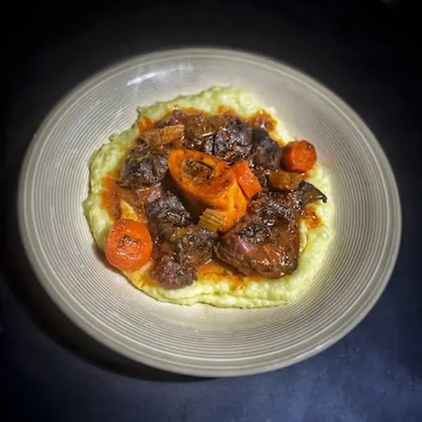 Slow Cooked Oxtail Stew That Doesn't Require Any Cooking Skills