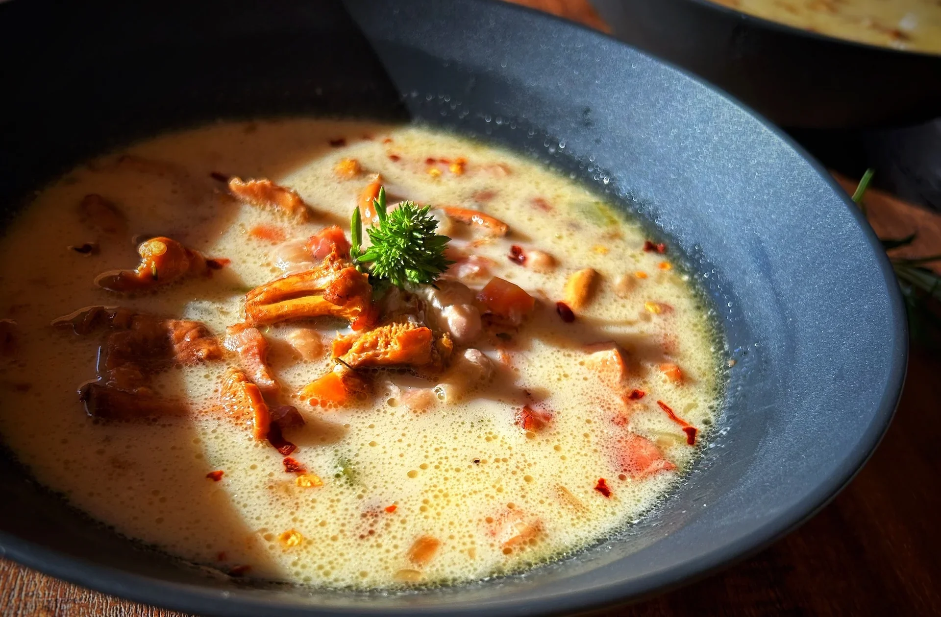 Creamy & Rich Chanterelle Mushroom Soup