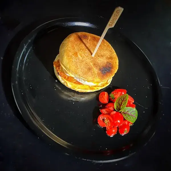 English Muffin Sandwich with a Crispy Surprise