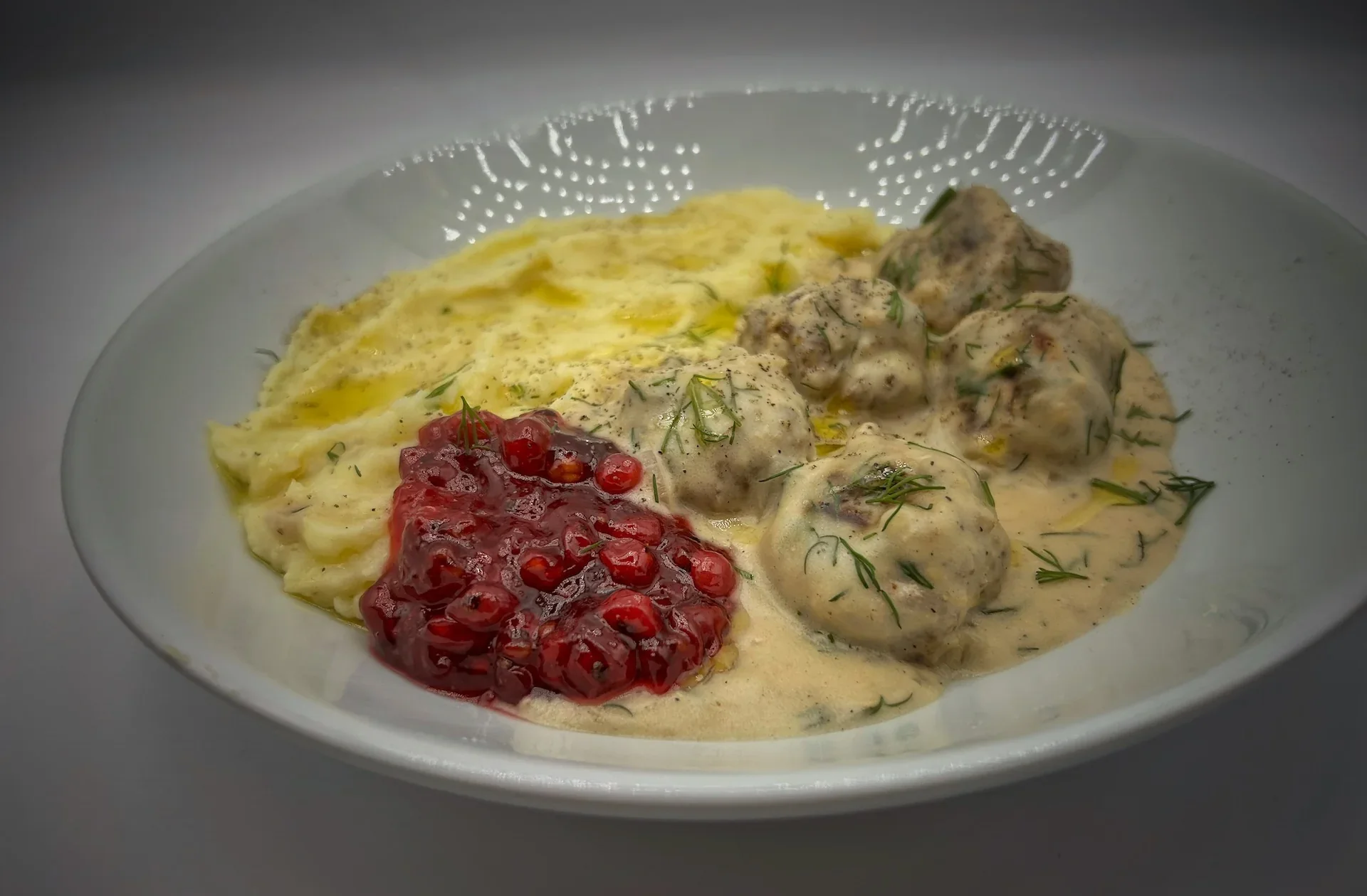 Swedish Meatballs: A Beloved Nordic Classic That Conquered the World