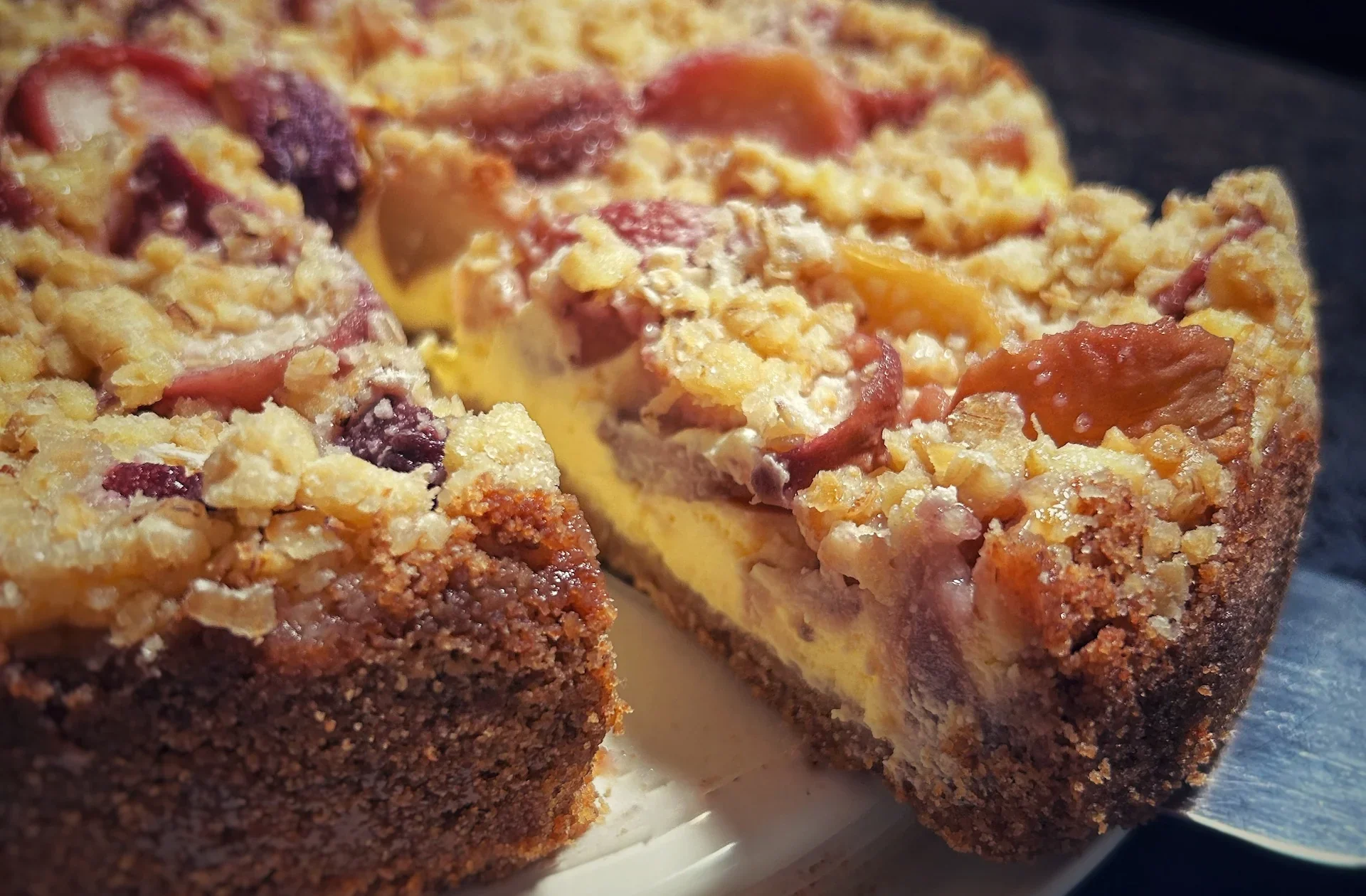 Peach Cobbler Cheesecake: The Perfect Dessert!