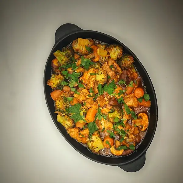 Steamed Garlicky Chicken Stew: A Healthy Weeknight Comfort