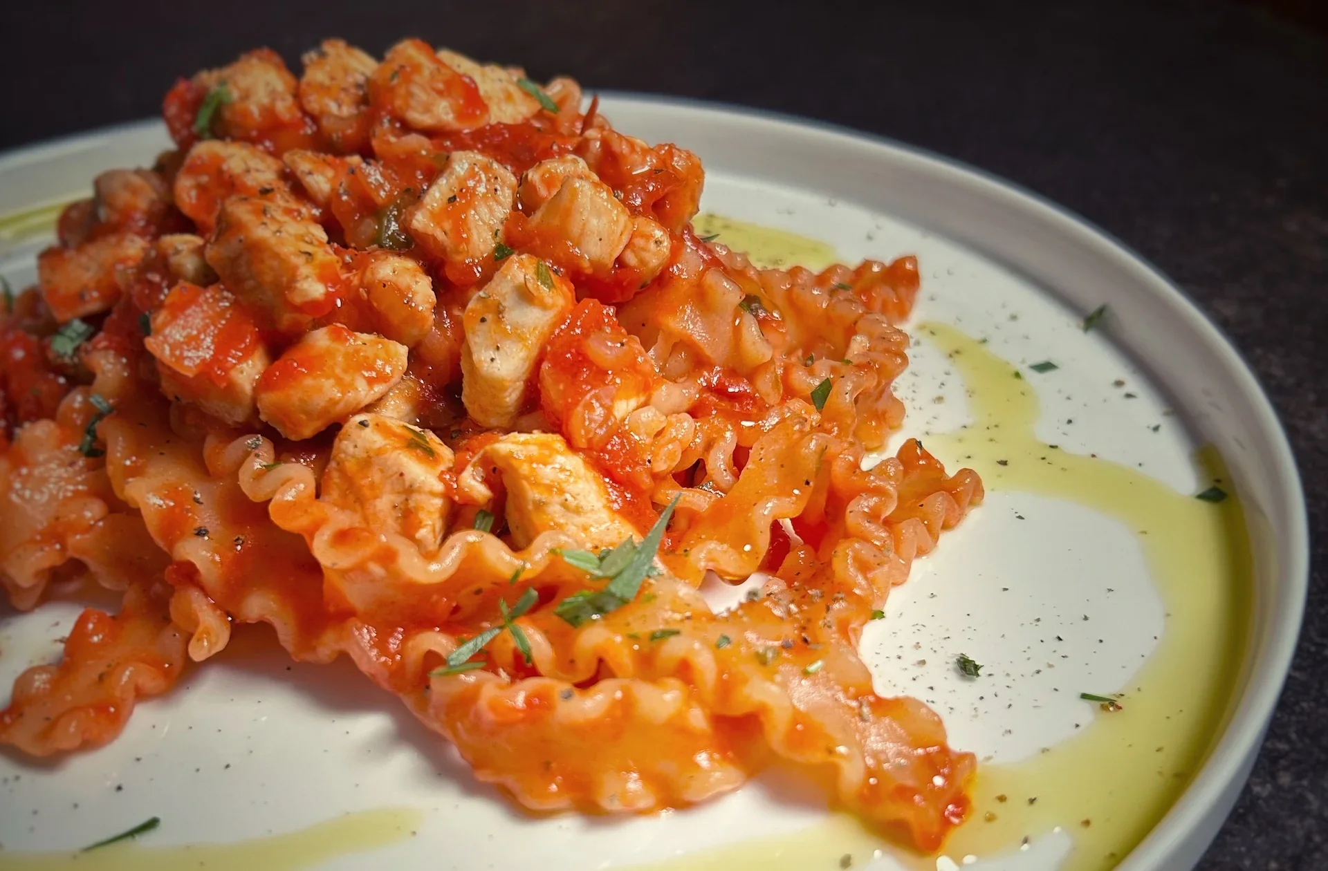 Easy Tarragon Chicken Pasta: Rediscovering Romanian Flavors