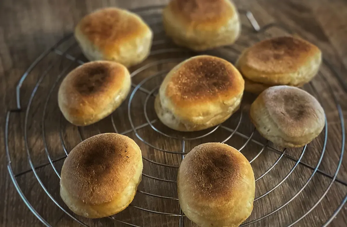 Fluffy English Muffin Recipe  - Bread - Food nerd rockstar