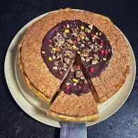 Apple Walnut Meringue Delight: A Cozy Treat for the Cold Season